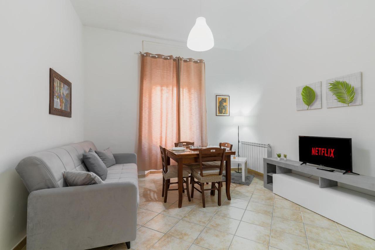 Seaside Apartament Near The Beach Minturno Zewnętrze zdjęcie
